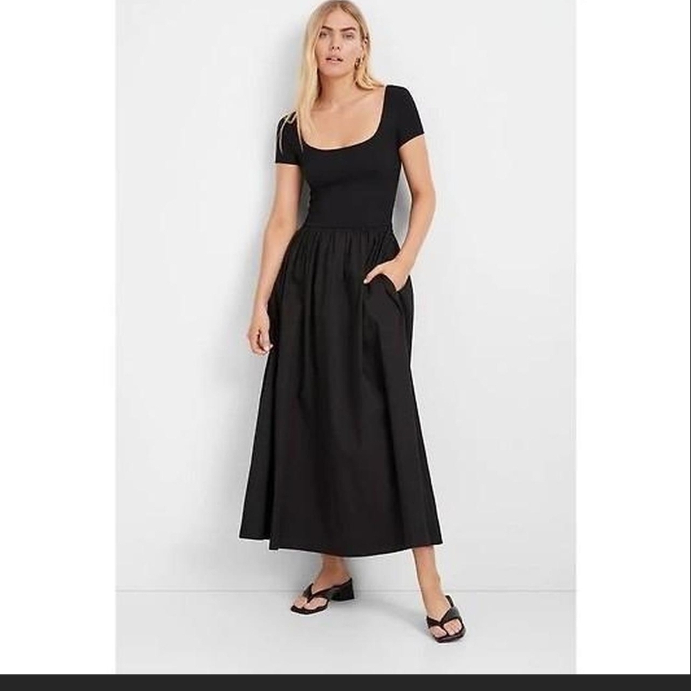 Scoop Neck Black Maxi Dress